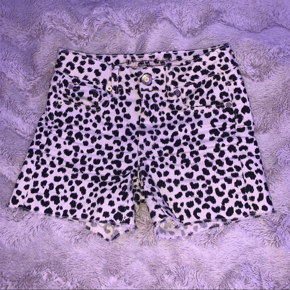Cheetah print american eagle short - Picture 3 of 3
